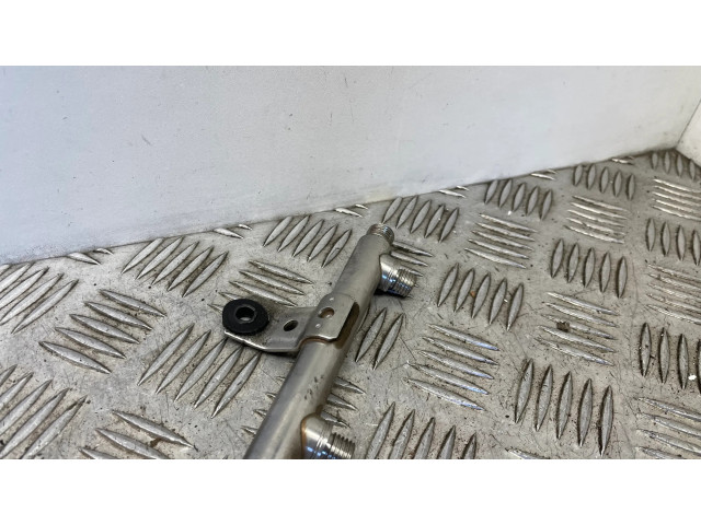 Vstřikovací lišta 7576779 BMW 3 E92 E93 pro benzínový motor 3.0