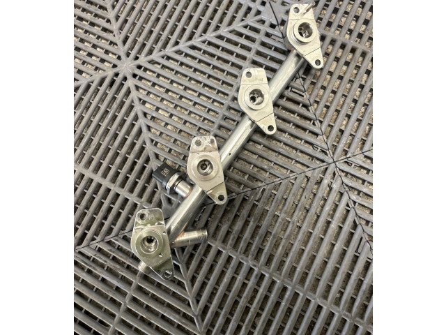 Топливная рампа A2740703800   Mercedes-Benz GLC X253 C253  