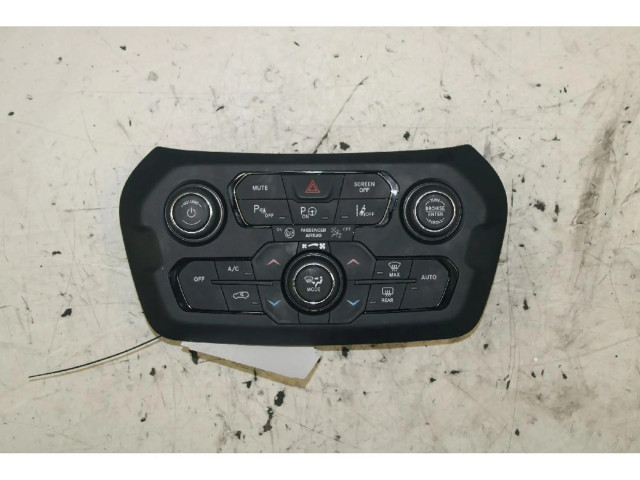 Блок управления климат-контролем    Jeep Renegade