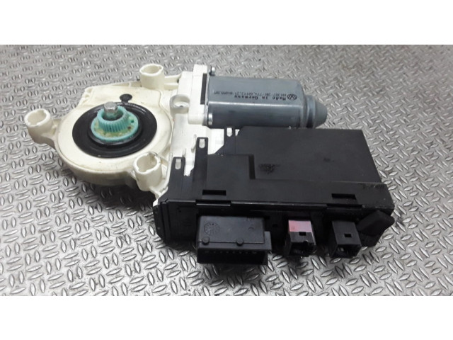 Передний двигатель механизма для подъема окон