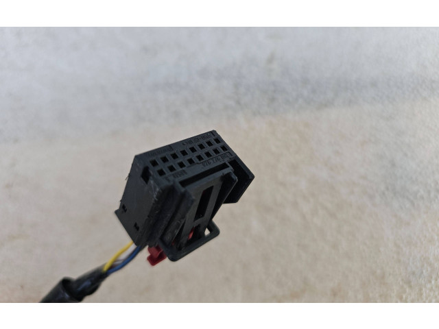 Зеркало электрическое Volkswagen Golf VII 2013 - 2019 года