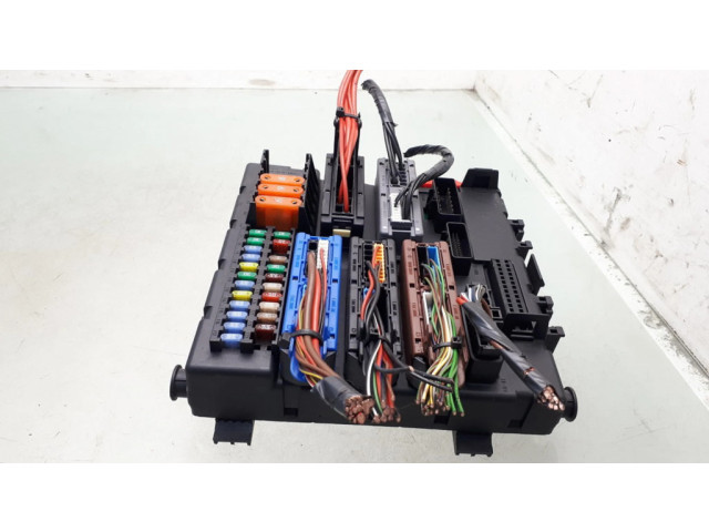 Pojistková skříňka 13205781, 519169007 Opel Vectra C 2006