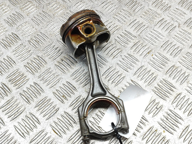 Píst 8662616, 9488343 BMW 2 F44 pro benzínový motor 2.0 B48 A20 A