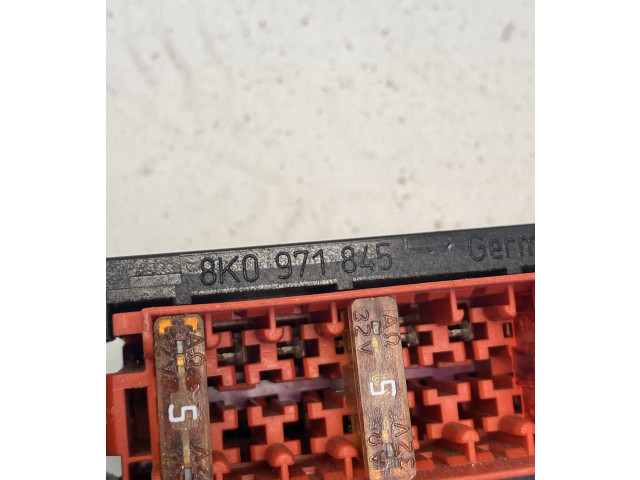 Pojistková skříňka 8K0971845 Audi A4 S4 B8 8K 2009