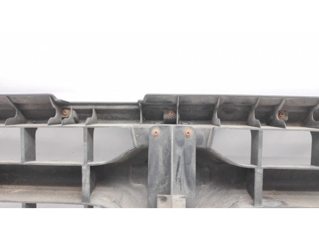 Передняя решётка Nissan Pathfinder R50 1996-2005 года