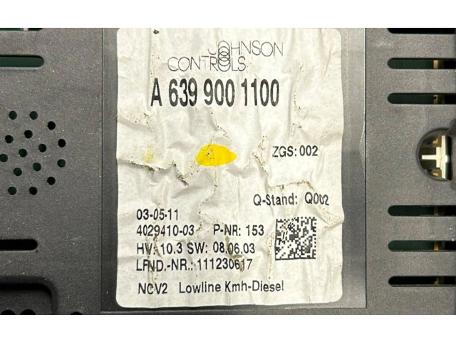 Přístrojová deska Mercedes-Benz Vito Viano W639 2011 A6399001100