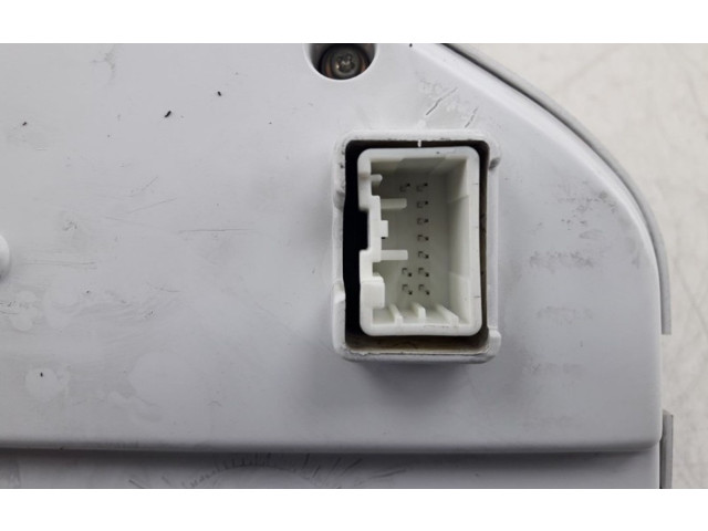 Панель приборов    Volvo V70       