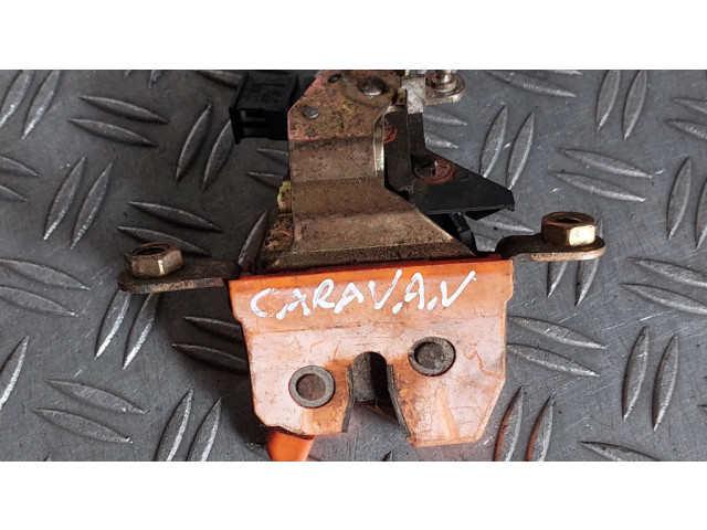 Замок задней крышки