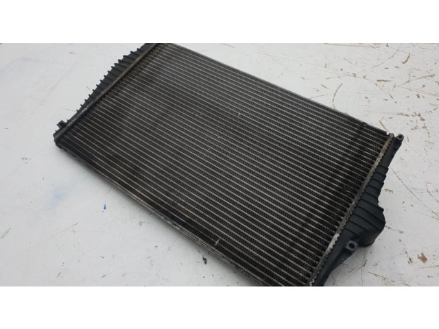 Интеркулер 31274553, 989581K Volvo XC90 2.4
