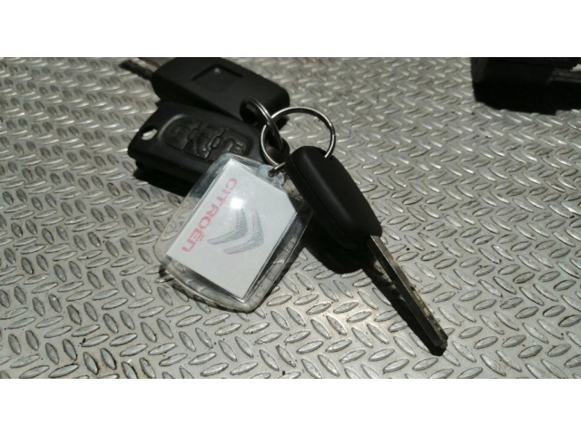 Řídící jednotka 0281030546, 9807885980   Citroen Berlingo 2014