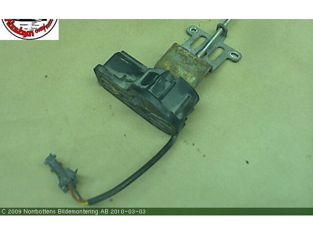 Моторчик стеклоочистителя 4560694 Saab 9-5