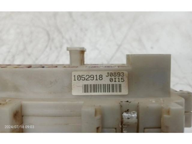 Pojistková skříňka 1052918 Nissan Navara 2011