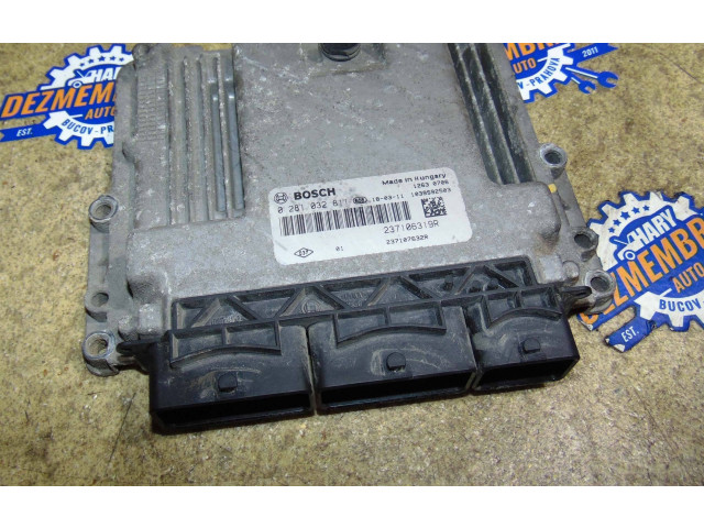 Блок управления двигателя 237106319R, 0281032811 Dacia Dokker