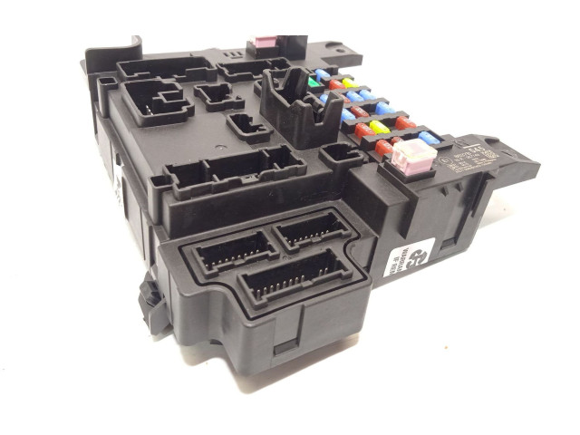 Pojistková skříňka Řídící jednotka BSM 8637B545 Mitsubishi ASX 2020