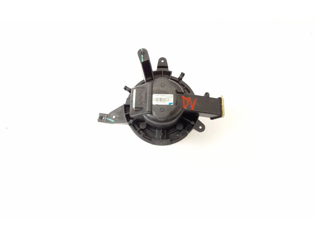 Вентилятор печки    5U3830000, 5R2230100   Fiat 500L