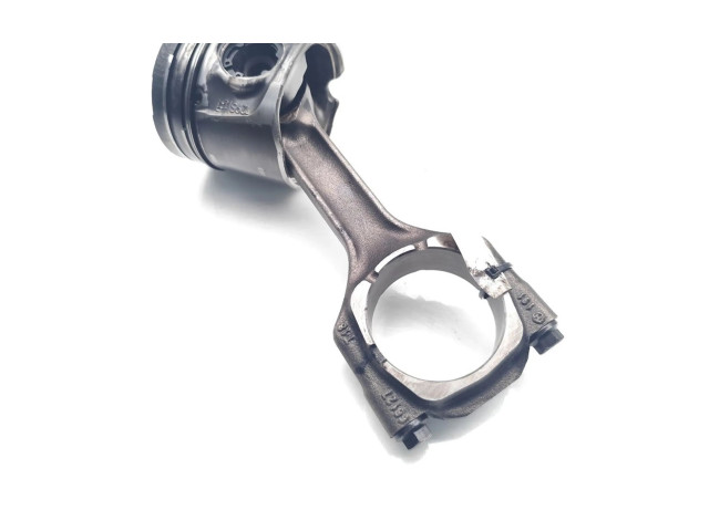 Píst 939A9.000 Alfa Romeo Brera pro naftový motor 2.4 939A9.000 2.4 JTDM 20V