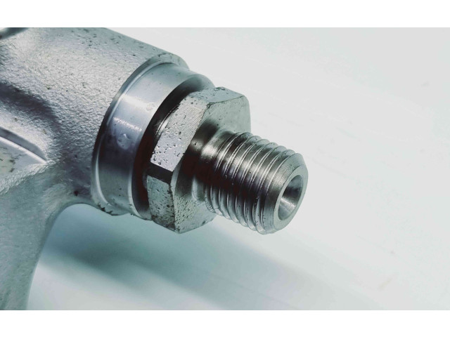 Топливная рампа 059130089BS Audi A5 8T 8F