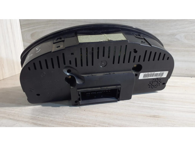 Přístrojová deska  Volkswagen Golf V 2005 1K0920851H, V0021000  