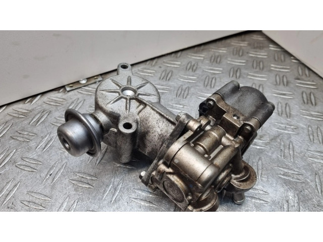 Vstřikovací čerpadlo A2710702201 Mercedes-Benz C W204 pro benzínový motor 2.0