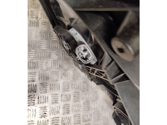 Вентилятор радиатора     214816680R, 93868357    Renault Trafic III (X82) 