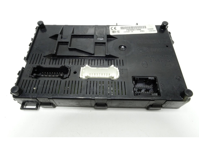 Блок предохранителей  P8200311990, 10428002   Renault Clio II    