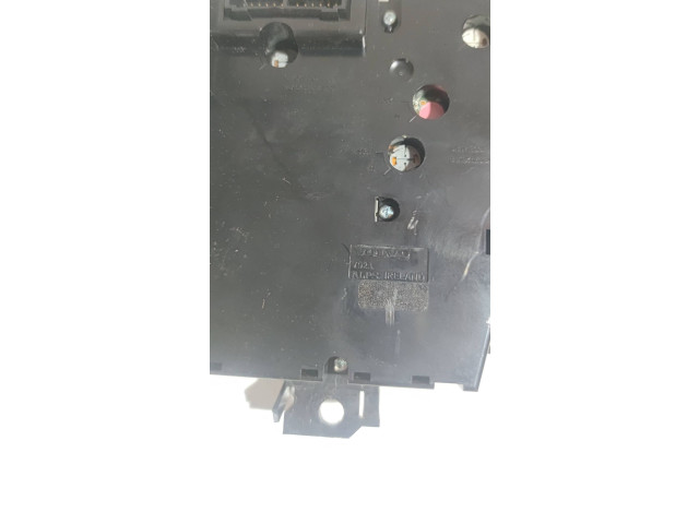 Блок управления климат-контролем M338, W338 Volvo V70