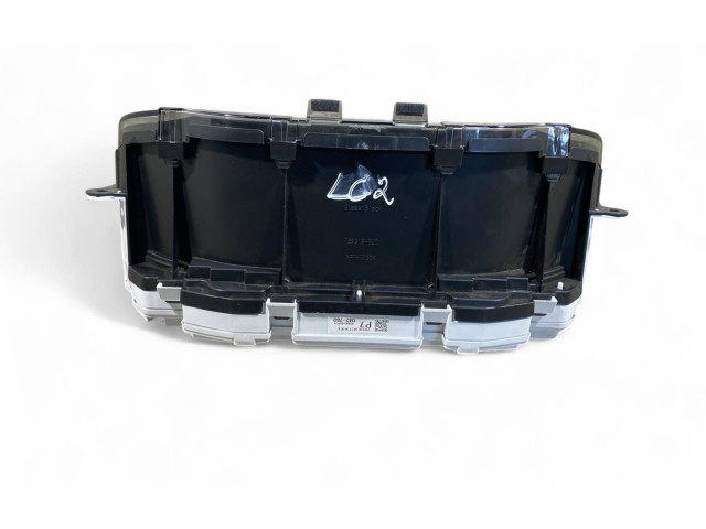 Přístrojová deska Toyota Land Cruiser (J150) 2019 769168040