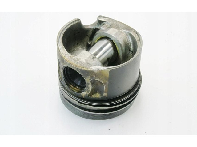 Píst Volkswagen Multivan T5