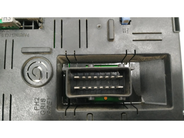 Блок предохранителей 9658158480 Citroen C4 I