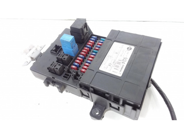 Pojistková skříňka 285519F924, 0K070185 Nissan Primera 2001