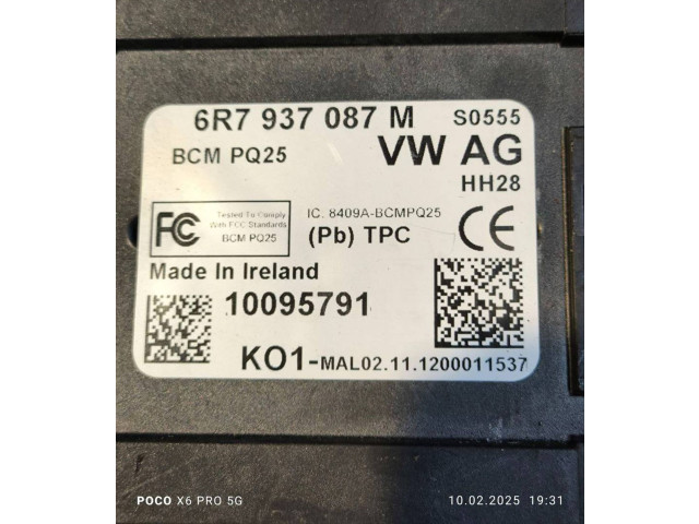 Блок комфорта 6R7937087M, 10095791 Skoda Fabia Mk2 (5J)