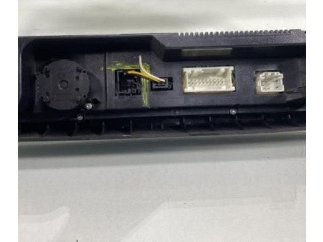 Блок управления климат-контролем    BMW X3 E83