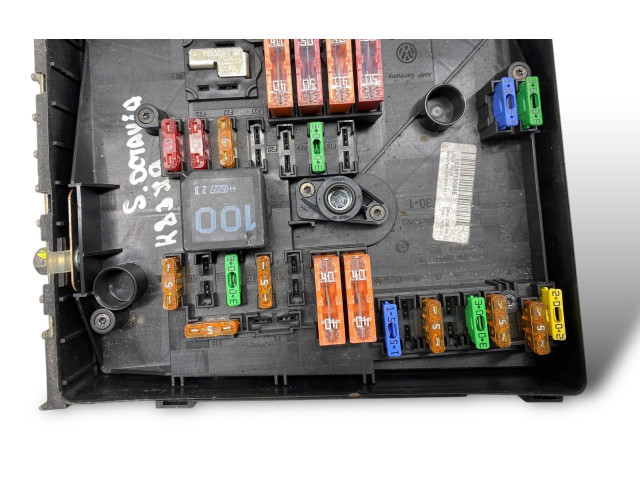 Pojistková skříňka 1K0937125 Skoda Octavia Mk2 (1Z) 2005