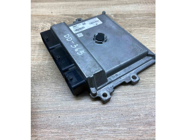 Блок управления двигателя 237102928R, V29029647A   Renault Clio IV