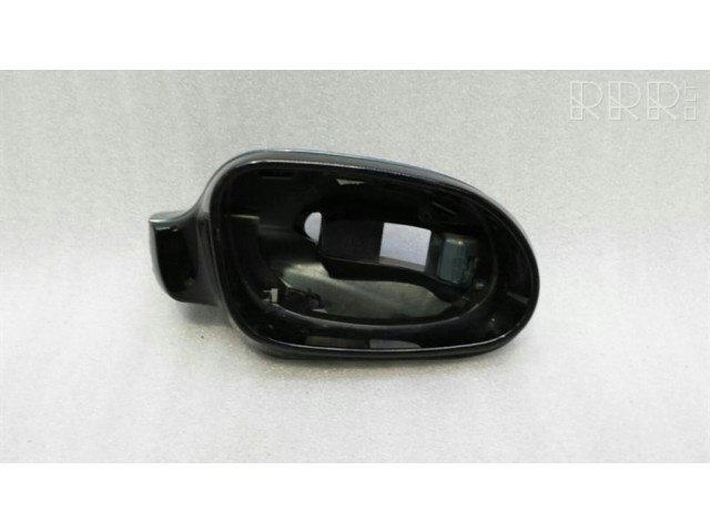 Пластиковая отделка зеркала