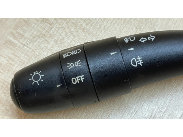 Ручка поворотов/ фонарей