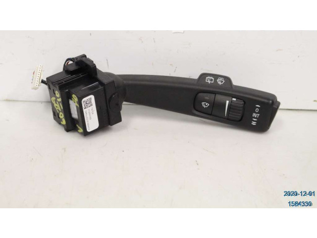 Ручка стеклоочистителей 31264169   Volvo V70