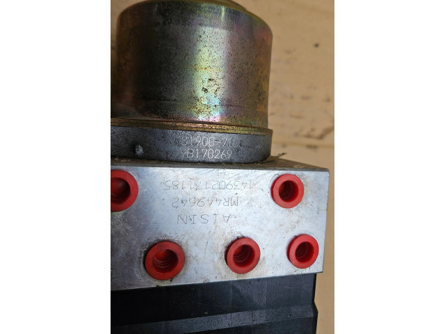 Блок АБС MR449642 Mitsubishi L200 2006 - 2014 года