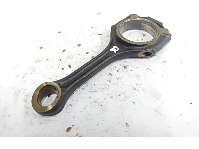 Шатун Mercedes-Benz R W251