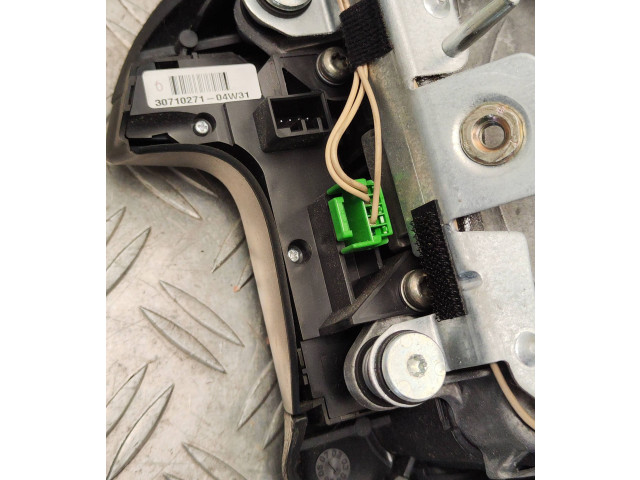 Подушка безопасности водителя 30698041, C3401E289001 Volvo V70