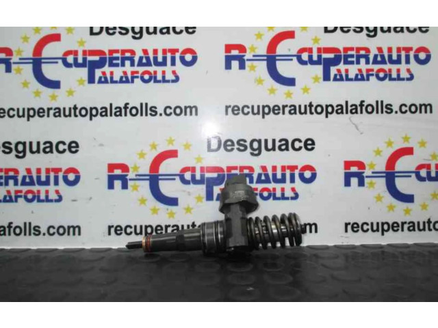 Форсунка 038130073BN Volkswagen Caddy