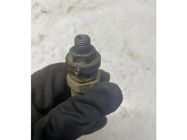 Vstřikovač Daihatsu Rocky pro naftový motor 2.8