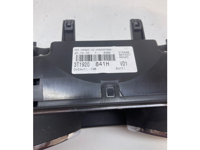 Панель приборов 3T1920841H, 1052507689 Skoda Superb B6 (3T)