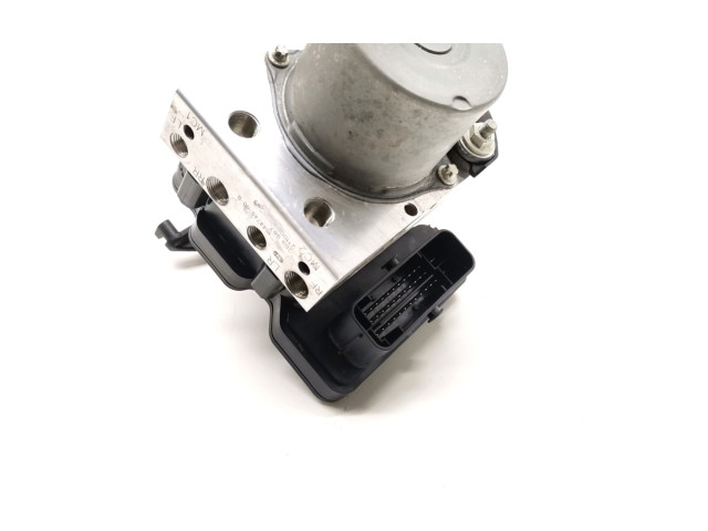 Jednotka ABS 1044745-00-B Tesla Model Y 2021