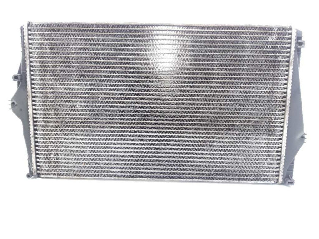 Радиатор интеркулера 8627375, 8627375   Volvo XC90   для двигателя B5254T2