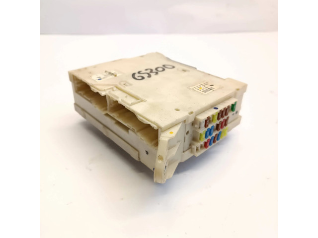 Блок предохранителей 8273030322, 91460W Lexus GS 300 350 430 450H