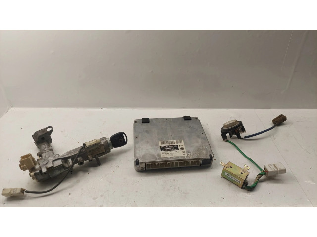 Комплект блоков управления 8966153030, 1753002541   Lexus IS 200-300