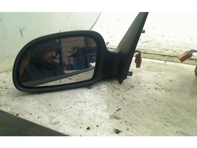 Zpětné zrcátko  Citroen Saxo 1999    