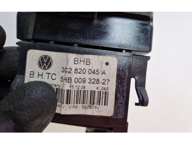 Блок управления климат-контролем 74677532   Volkswagen PASSAT B6