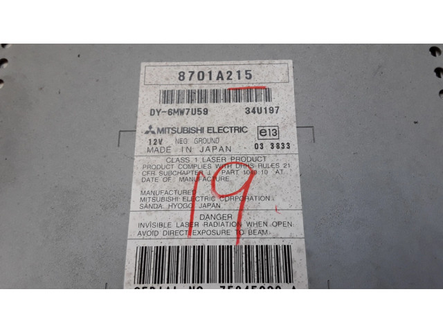 Радио/ проигрыватель CD/DVD / навигация